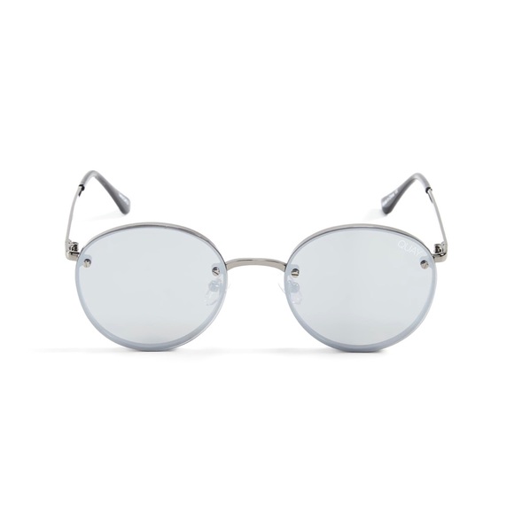 NWT Quay Australia “Farrah” X Elle Ferguson - Picture 3 of 6